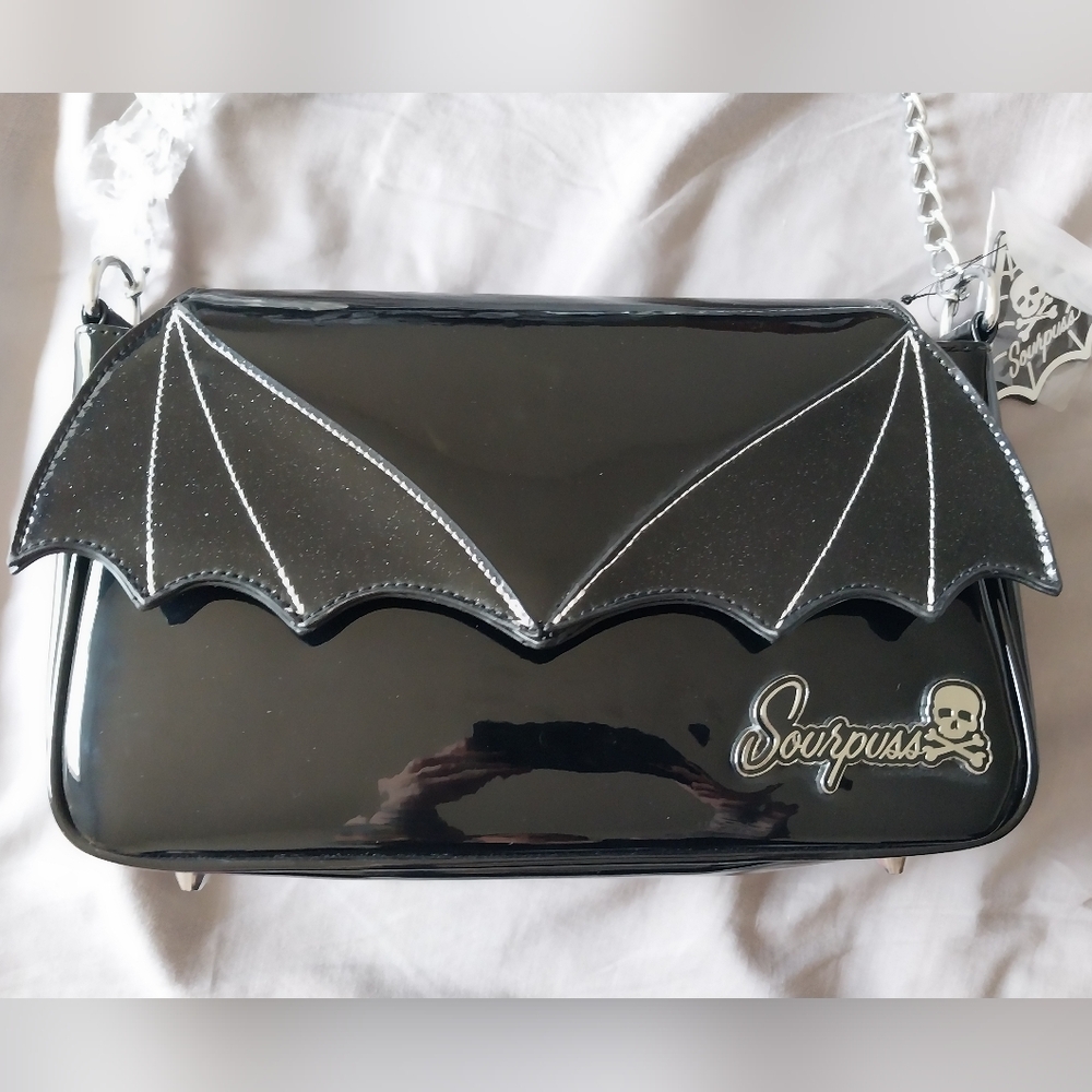 Black Shoulder Bag with Chain Strap - Picture 2 of 7